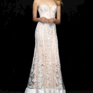 Madsion James Prom Wedding Dress Size 16